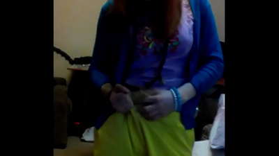 Físeán masturbation dlúth le ceann dearg Light Fairy